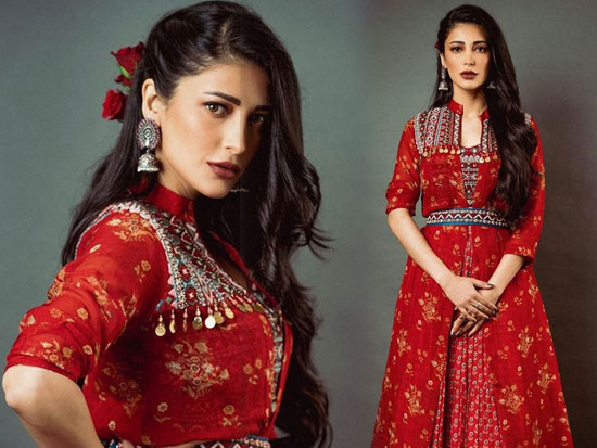 Gorgeous Shruti Haasan Instagram New Pics